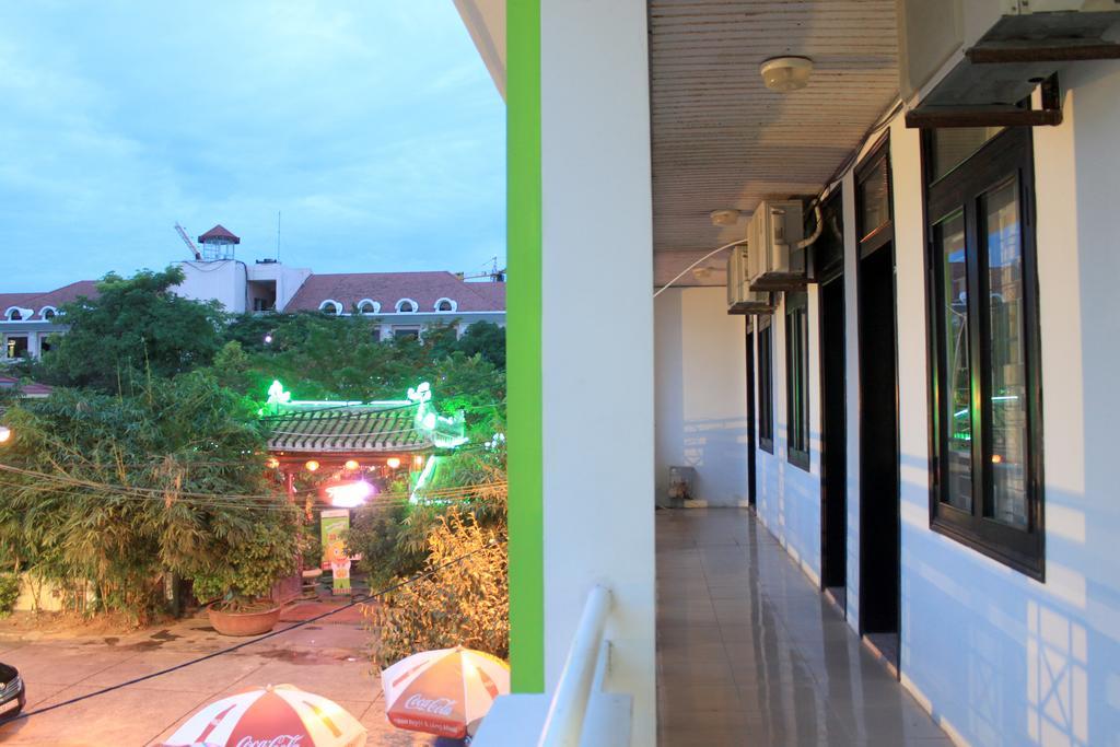 Ngoi Nha Xanh Hotel Đà Nẵng Exterior foto
